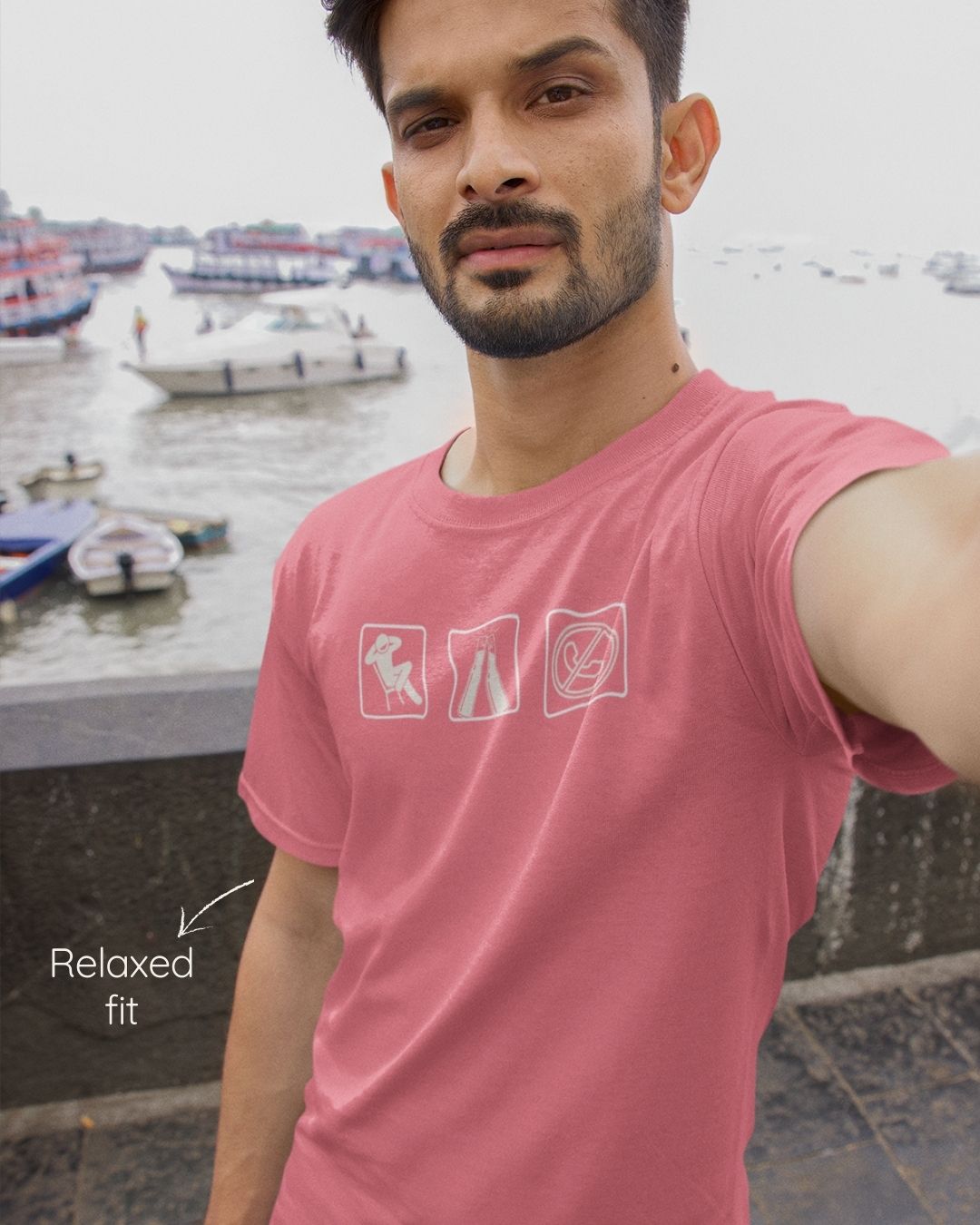 Pink regular fit cotton t-shirt with 'Vacation emojis' quote – Out of Office clothing